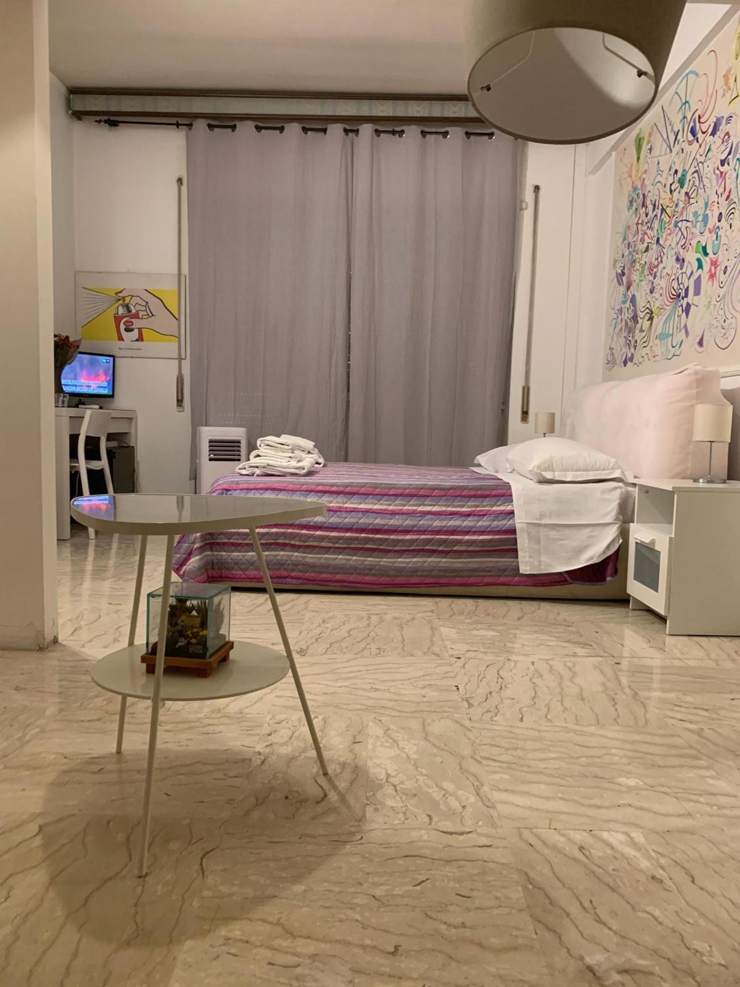 4 Season Bed & Breakfast Rom